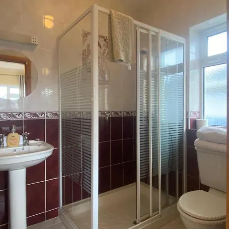 Gasthuis Woodhaven Manor H91rc9d
